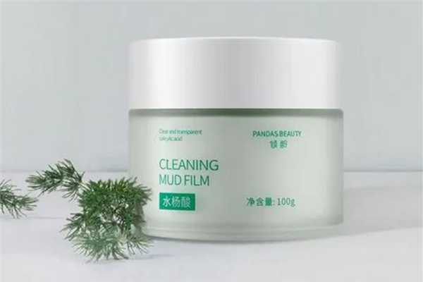 泥膜可以去黑头和闭口粉刺吗 泥膜可以去黑头和闭口粉刺吗
