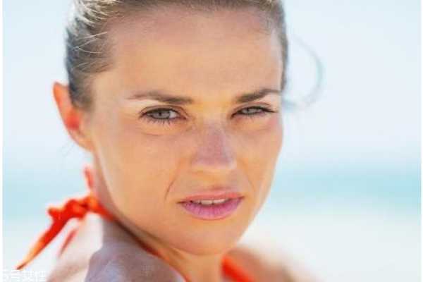 皮肤晒黑了多久能恢复