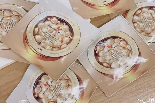 先用雅顿金胶还是先敷面膜?先用雅顿金胶还是先用眼霜 先用雅顿金胶还是先敷面膜?先用雅顿金胶还是先用眼霜