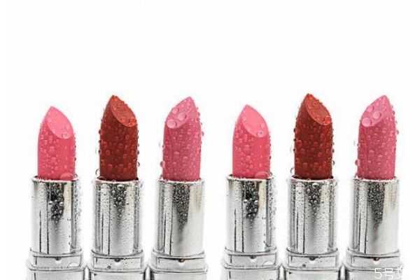 口红放后备箱里会化吗?口红放久了会融化掉吗 口红放后备箱里会化吗?口红放久了会融化掉吗