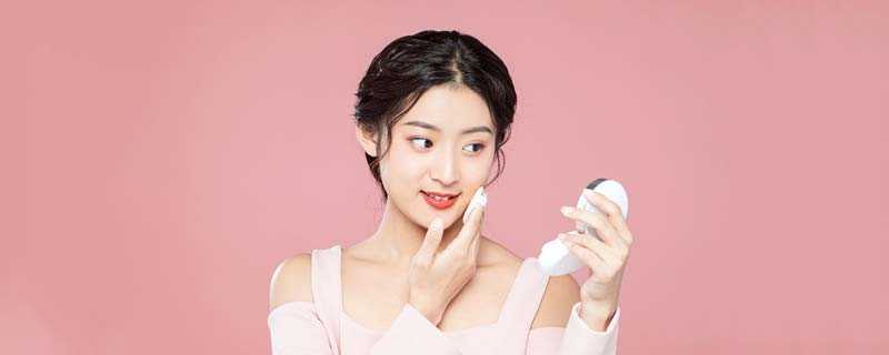 隔离霜可以替代粉底液吗 隔离霜可以替代粉底液吗