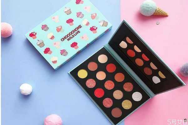 眼影的正确步骤 眼影的正确步骤