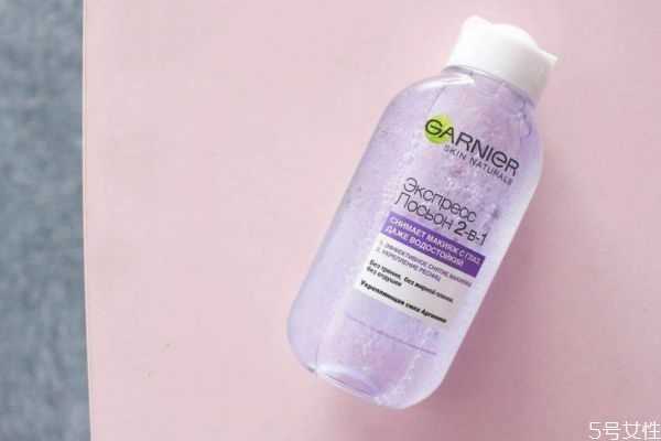 卸妆水使用注意事项 用手卸妆步骤 卸妆水使用注意事项 用手卸妆步骤