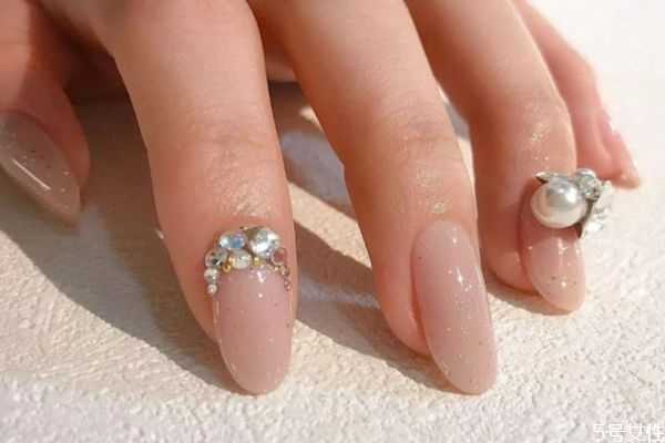 怎样将指甲油涂均匀 指甲油涂不匀怎么办