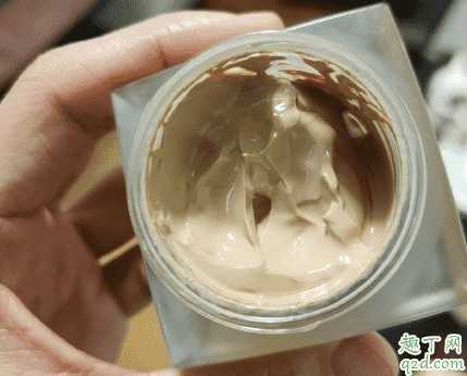 RMK水凝光采粉霜色号选择 RMK水凝光采粉霜适合什么肤质 RMK水凝光采粉霜色号选择 RMK水凝光采粉霜适合什么肤质