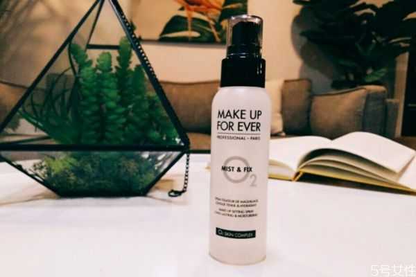 定妆喷雾的原理是什么?定妆喷雾的作用 定妆喷雾的原理是什么?定妆喷雾的作用