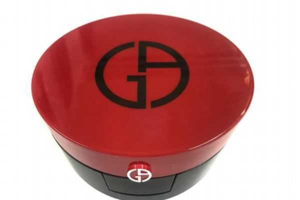 阿玛尼气垫粉色和红色哪个更遮瑕