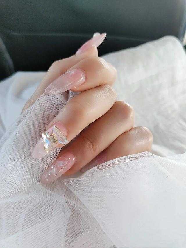 教你一招美甲怎么轻松卸掉 教你一招美甲怎么轻松卸掉