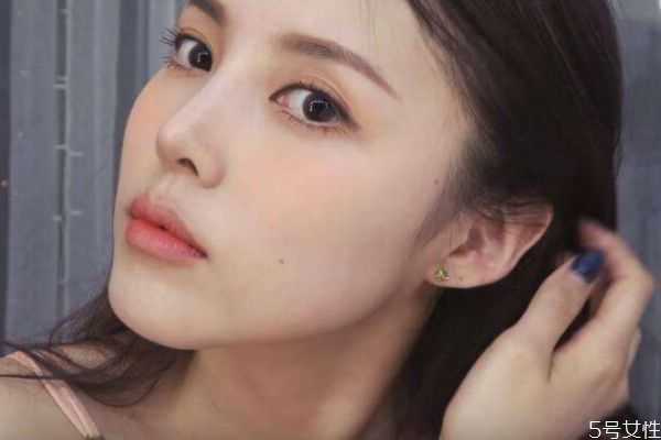 上班族适合什么样的妆容