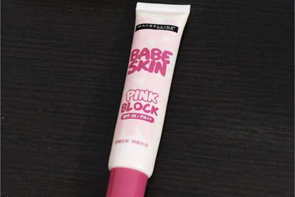 美宝莲隔离霜好用吗