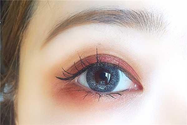 美瞳戴不上怎么办 美瞳戴法新手教程