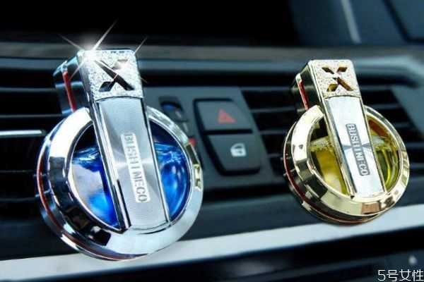 车载香水怎么安装?车载香水安装的方法 车载香水怎么安装?车载香水安装的方法