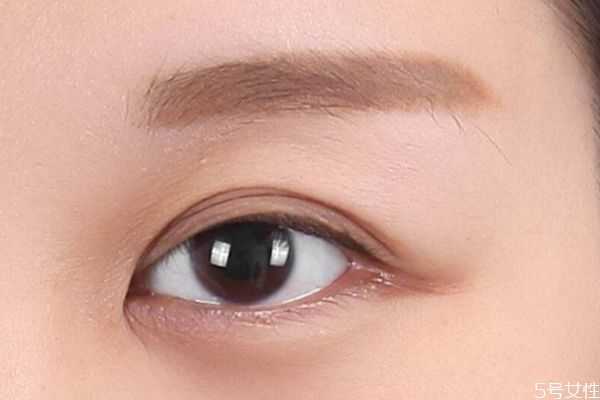 三眼皮怎样贴双眼皮贴？多层眼皮怎么贴双眼皮贴