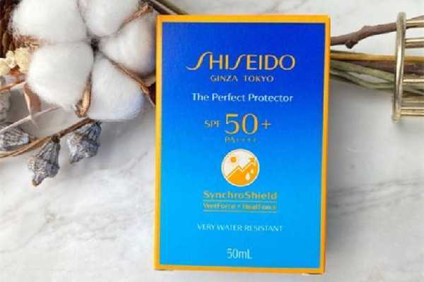 资生堂蓝胖子防晒霜适合油皮吗 资生堂蓝胖子防晒霜适合油皮吗