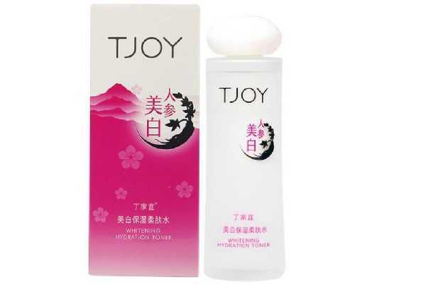 保湿水的成分里有酒精吗 保湿水的成分里有酒精吗