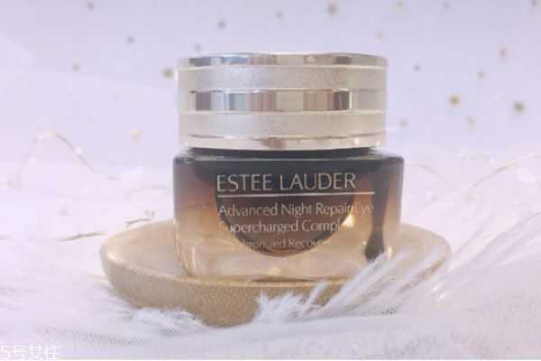 雅诗兰黛眼霜新款老款区别 雅诗兰黛眼霜新款老款区别