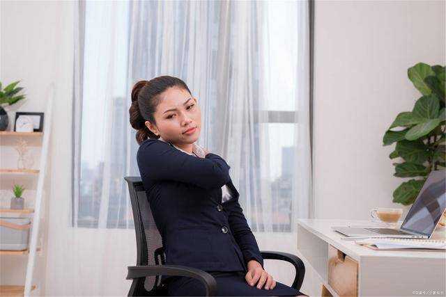 这5个原因可能会“加速”皮肤老化，希望女人抓紧改掉 