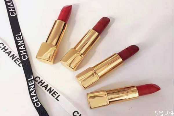 口红出汗了怎么消除?口红出汗能自己恢复吗 口红出汗了怎么消除?口红出汗能自己恢复吗