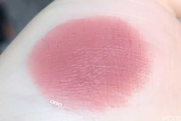 纪梵希红丝绒10适合黄皮吗?纪梵希红丝绒口红10试色 纪梵希红丝绒10适合黄皮吗?纪梵希红丝绒口红10试色