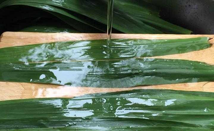 粽子怎么煮才能保持叶子是绿的 粽子怎么煮才能保持叶子是绿的