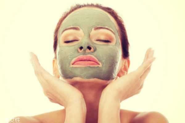面膜泥干了能加水吗