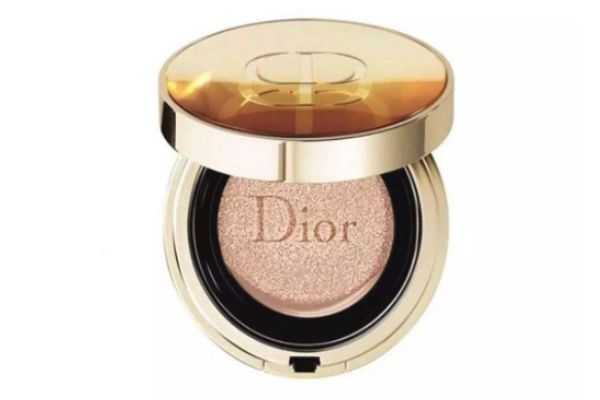 防晒和气垫哪个先用？先用防晒还是气垫