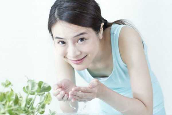 洁面啫喱怎么用效果最好 洁面啫喱怎么用效果最好