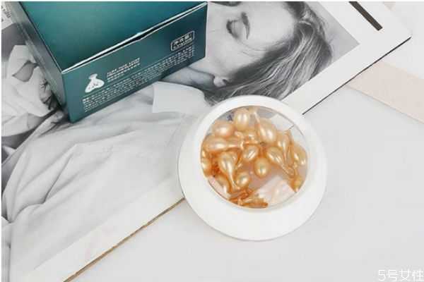 胎盘素很油吗?胎盘素晚上用还是白天用好 胎盘素很油吗?胎盘素晚上用还是白天用好