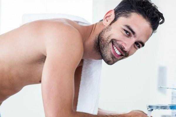 游泳能不能化妆？游泳可以化妆吗