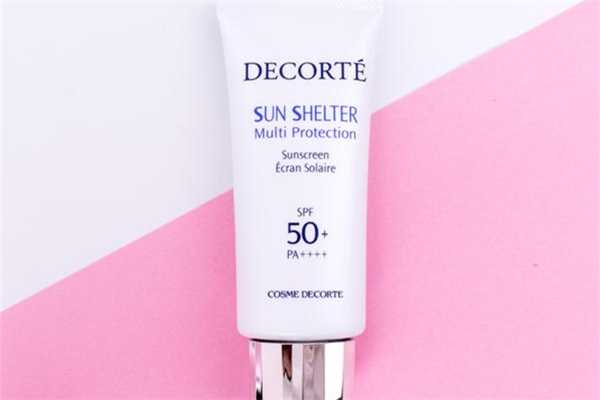 防晒霜和粉底先涂哪个？防晒霜正确的使用步骤