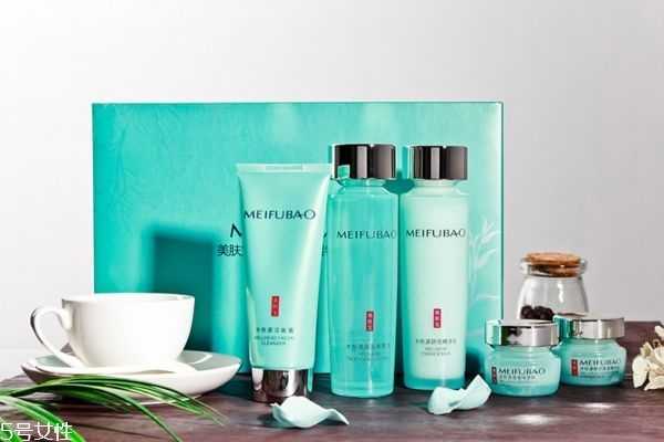 美肤宝水乳套装怎么样 美肤宝水乳套装怎么样