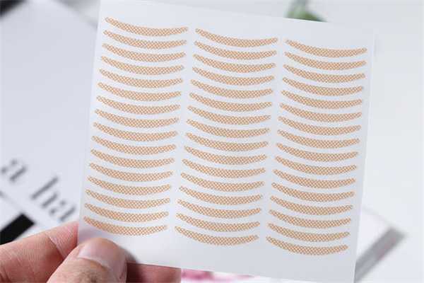 双眼皮贴会导致眼皮松弛吗 双眼皮贴会导致眼皮松弛吗