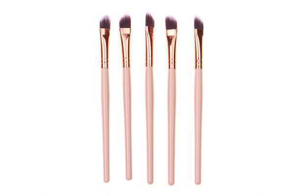 化妆刷炸毛了怎么办 化妆刷炸毛了怎么办