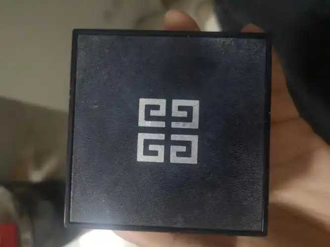 蜜粉在化妆前还是化妆后用