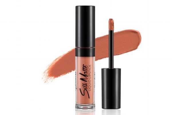 唇釉和口红哪个危害大？唇釉相比于口红有什么优势