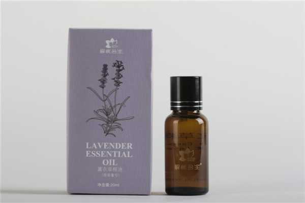 薰衣草精油可以淡化痘印吗 薰衣草精油可以淡化痘印吗