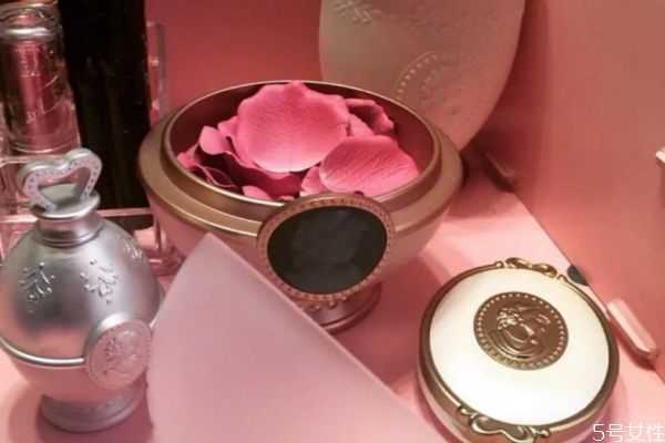 腮红4年了还能用吗