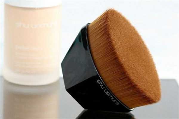 植村秀55号粉底刷真假对比方法 植村秀粉底刷是什么毛