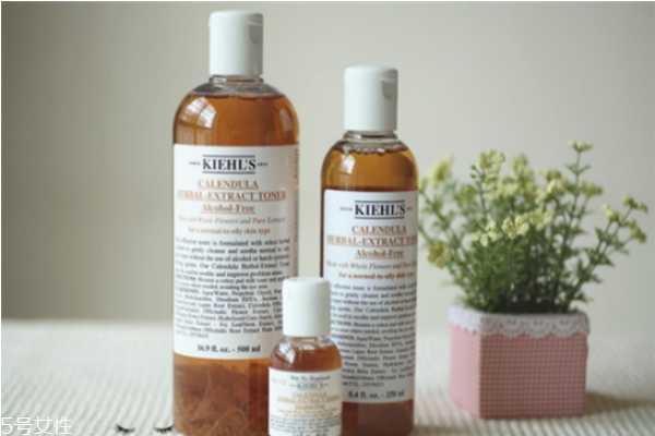 科颜氏金盏花水适合什么肤质