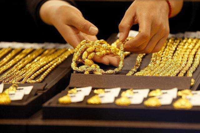 什么时间段买黄金最划算便宜 什么时间段买黄金最划算便宜