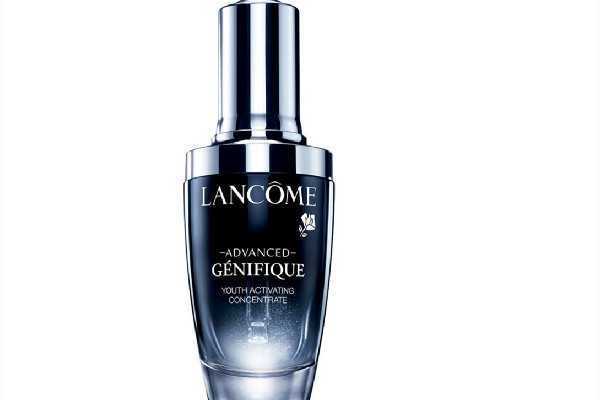 用肌底液脸上发粘搓泥怎么回事 用肌底液脸上发粘搓泥怎么回事