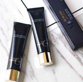 嘴巴可以涂抹妆前霜吗 嘴巴可以涂抹妆前霜吗