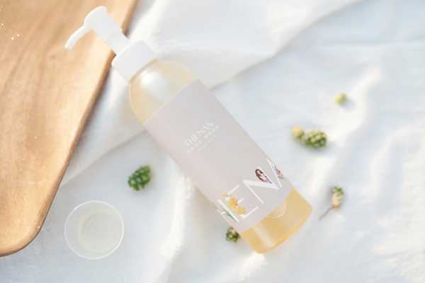 卸妆油是什么成分 卸妆油是什么成分