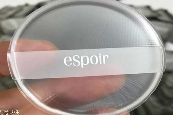 硅胶粉扑好上妆吗？硅胶粉扑的使用方法是什么