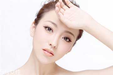 抬头纹是怎么形成的?简单四招轻松搞定抬头纹 抬头纹是怎么形成的?简单四招轻松搞定抬头纹