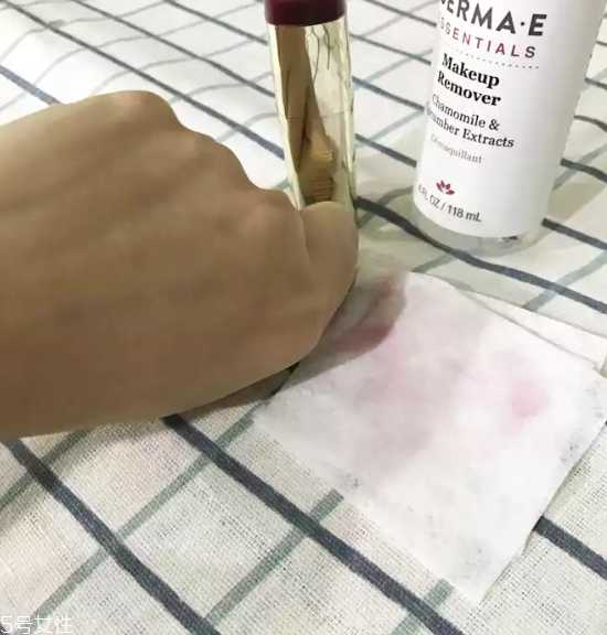 德玛依卸妆水怎么样 可以媲美贝德玛的卸妆水