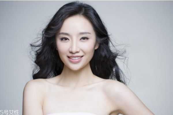 经期老长痘痘怎么办