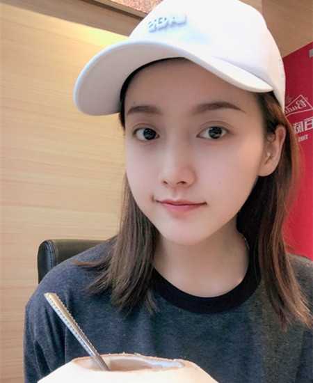 齐肩直发染什么颜色好看？齐肩直发怎么打理好看