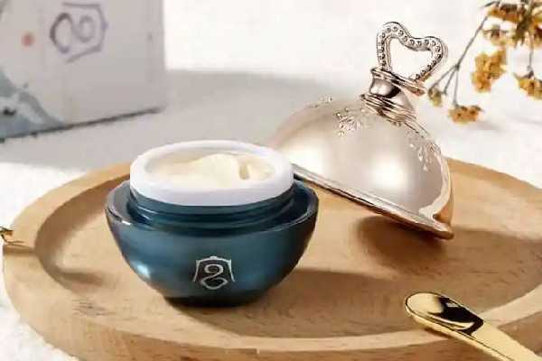 贵妇膏适合多大年龄用