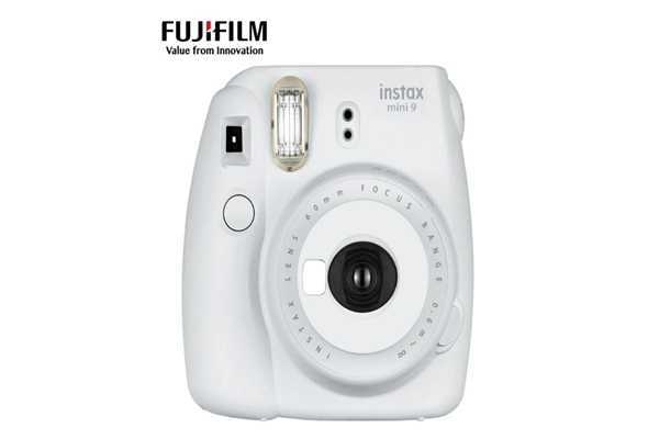 拍立得富士还是徕卡好